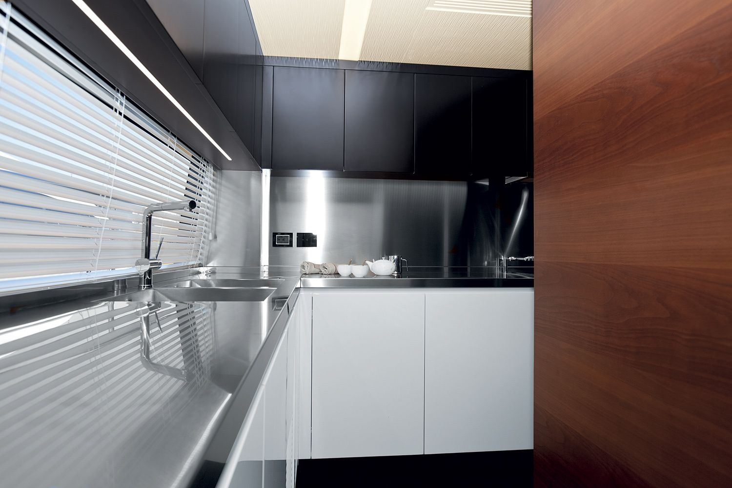 Azimut 100 | Walidia 100