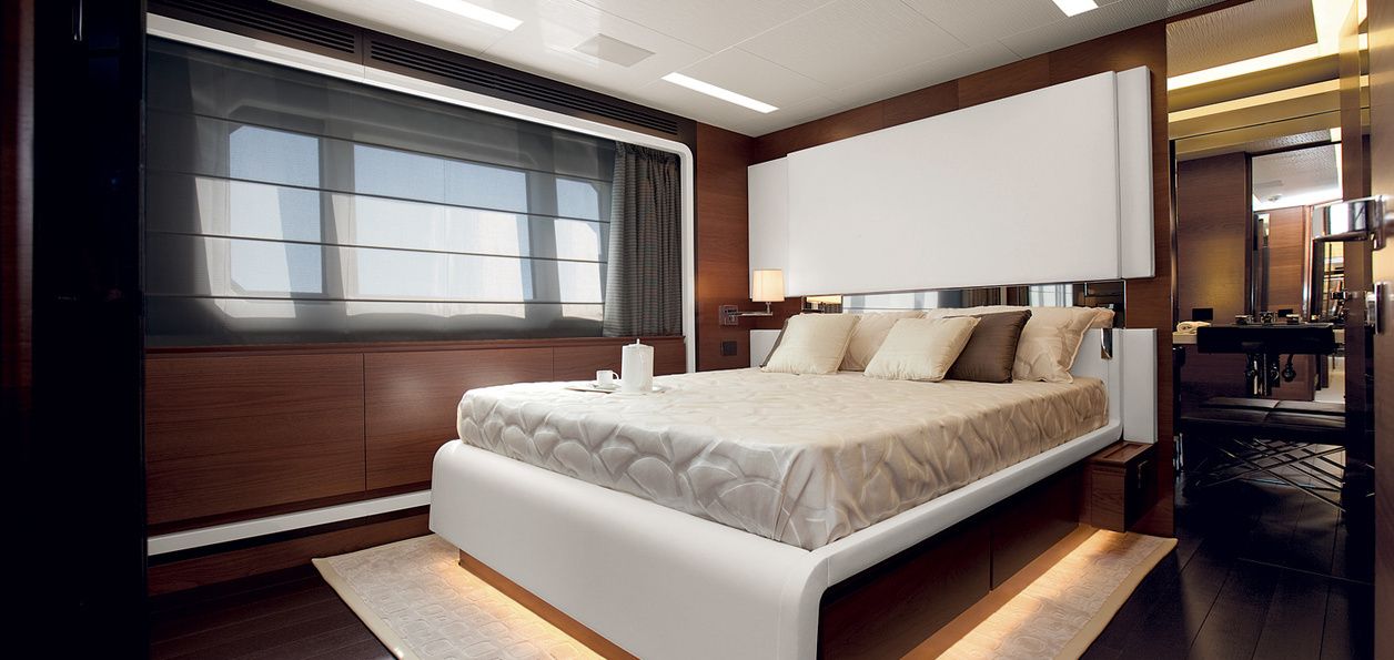 Azimut 100 | Walidia 100