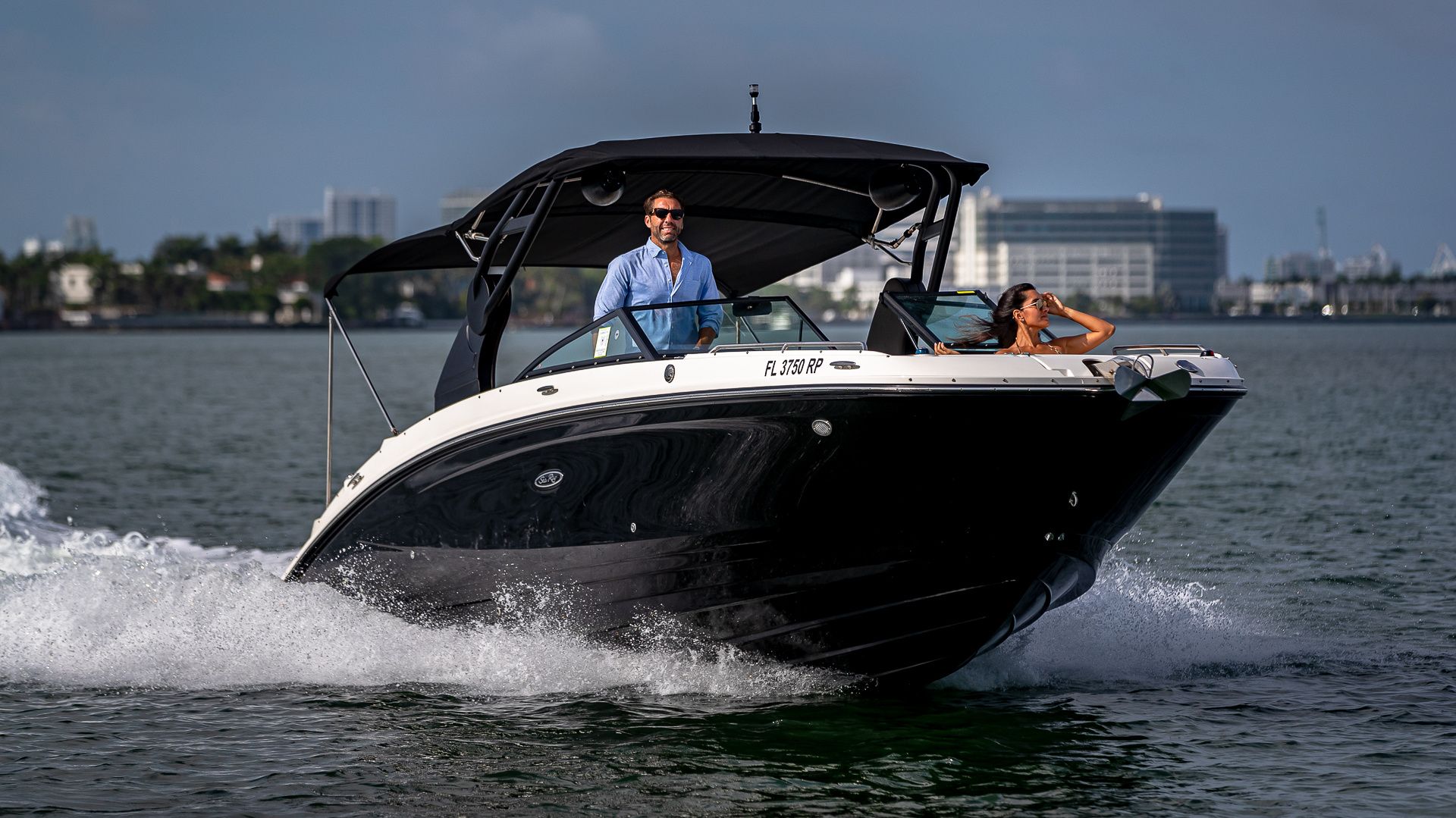 Sea Ray 290 | Creed