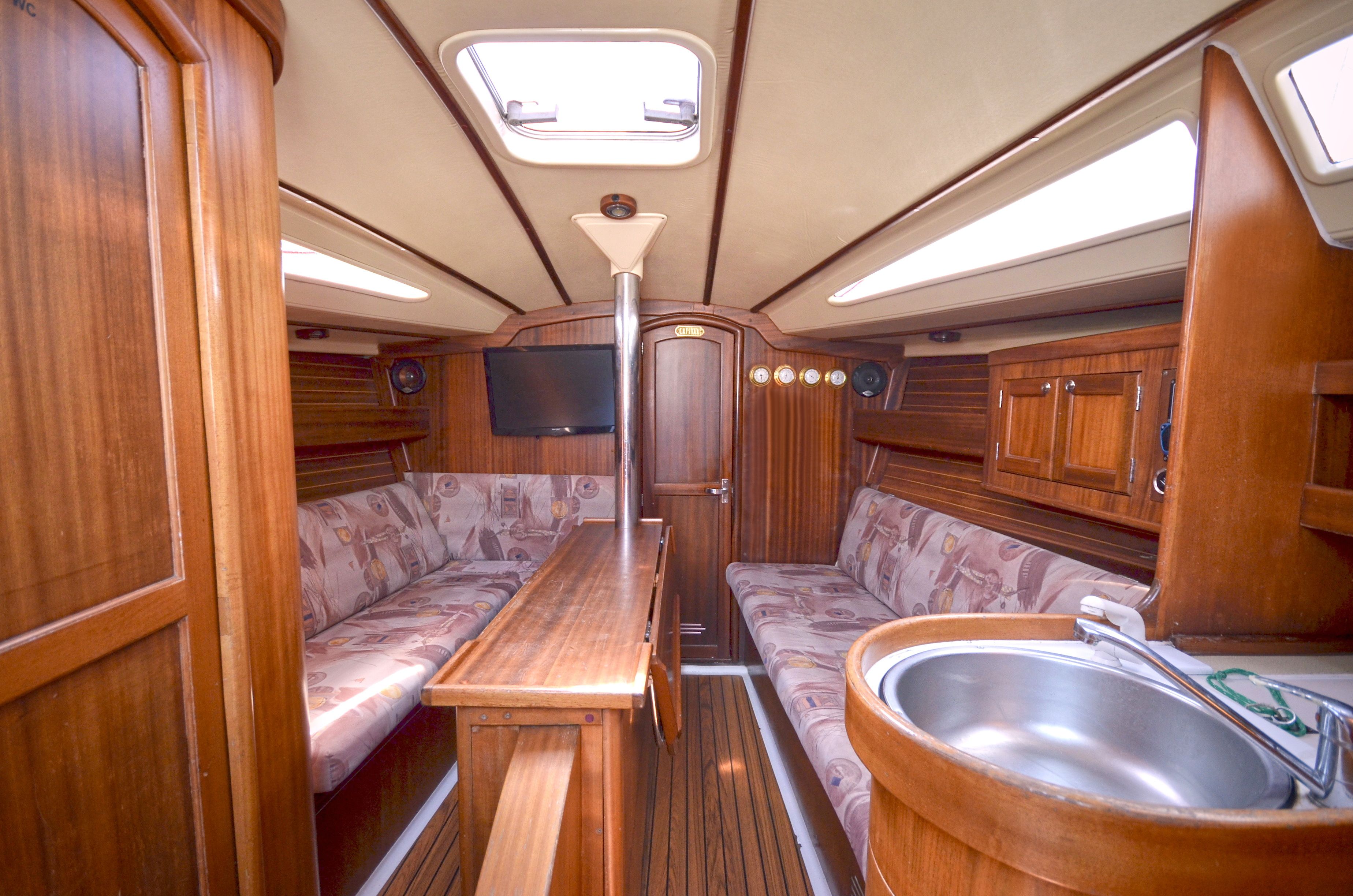 Tango 30 | Christine