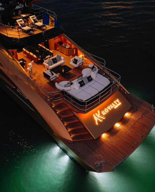 Palmer Johnson 136 | Royalty