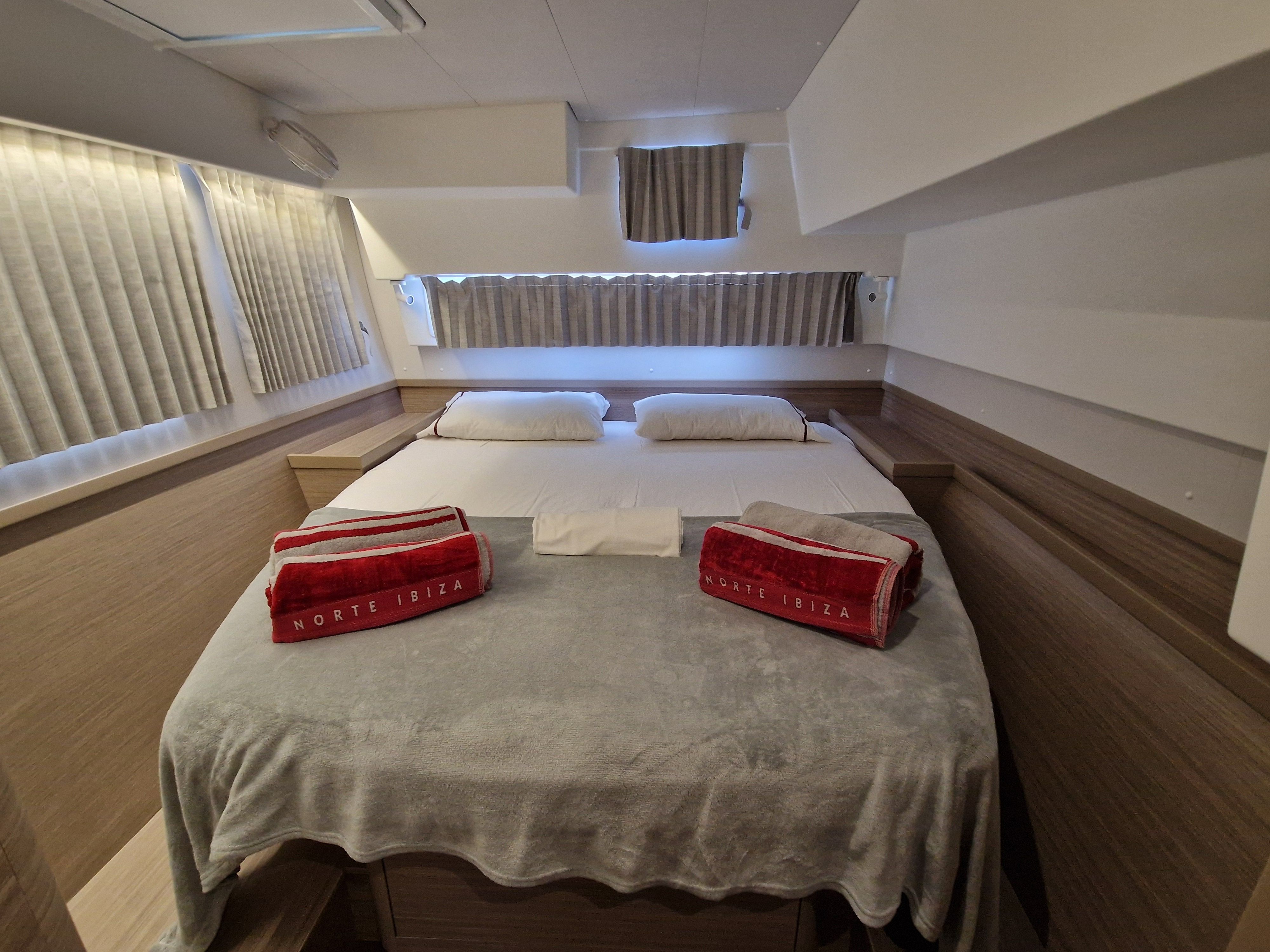 Lagoon 42 | Best Elli