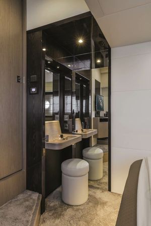 Absolute Navetta 48 | Ava