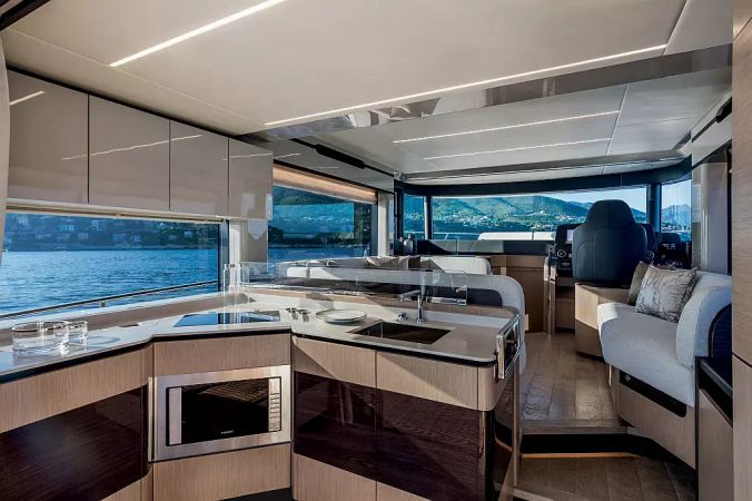 Absolute Navetta 48 | Ava