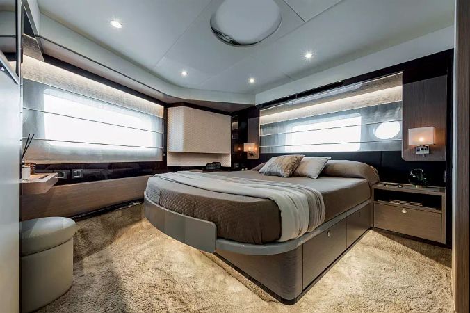 Absolute Navetta 48 | Ava