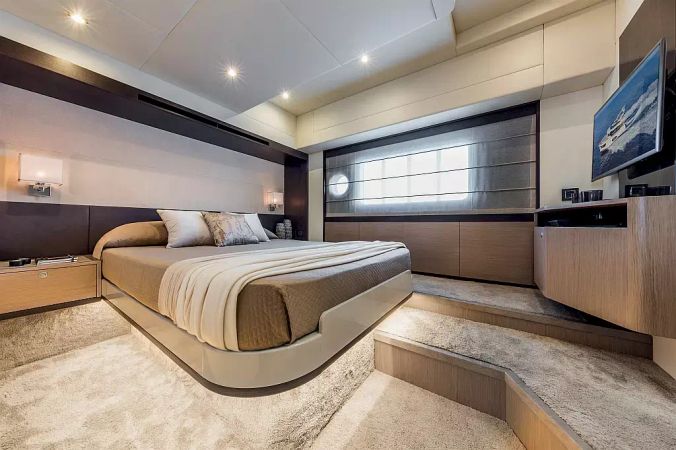 Absolute Navetta 48 | Ava