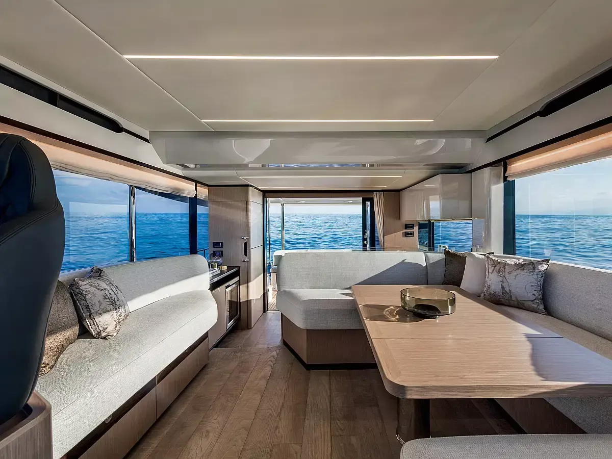 Absolute Navetta 48 | Ava