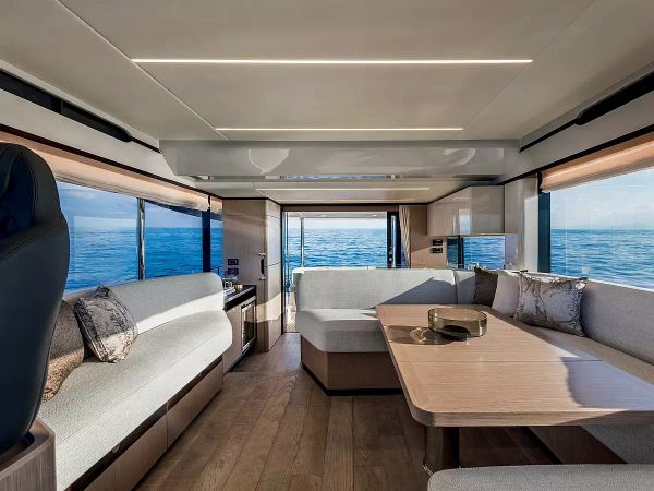 Absolute Navetta 48 | Ava