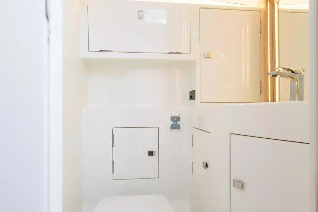 Italia Yachts 11.98 | Susano'o