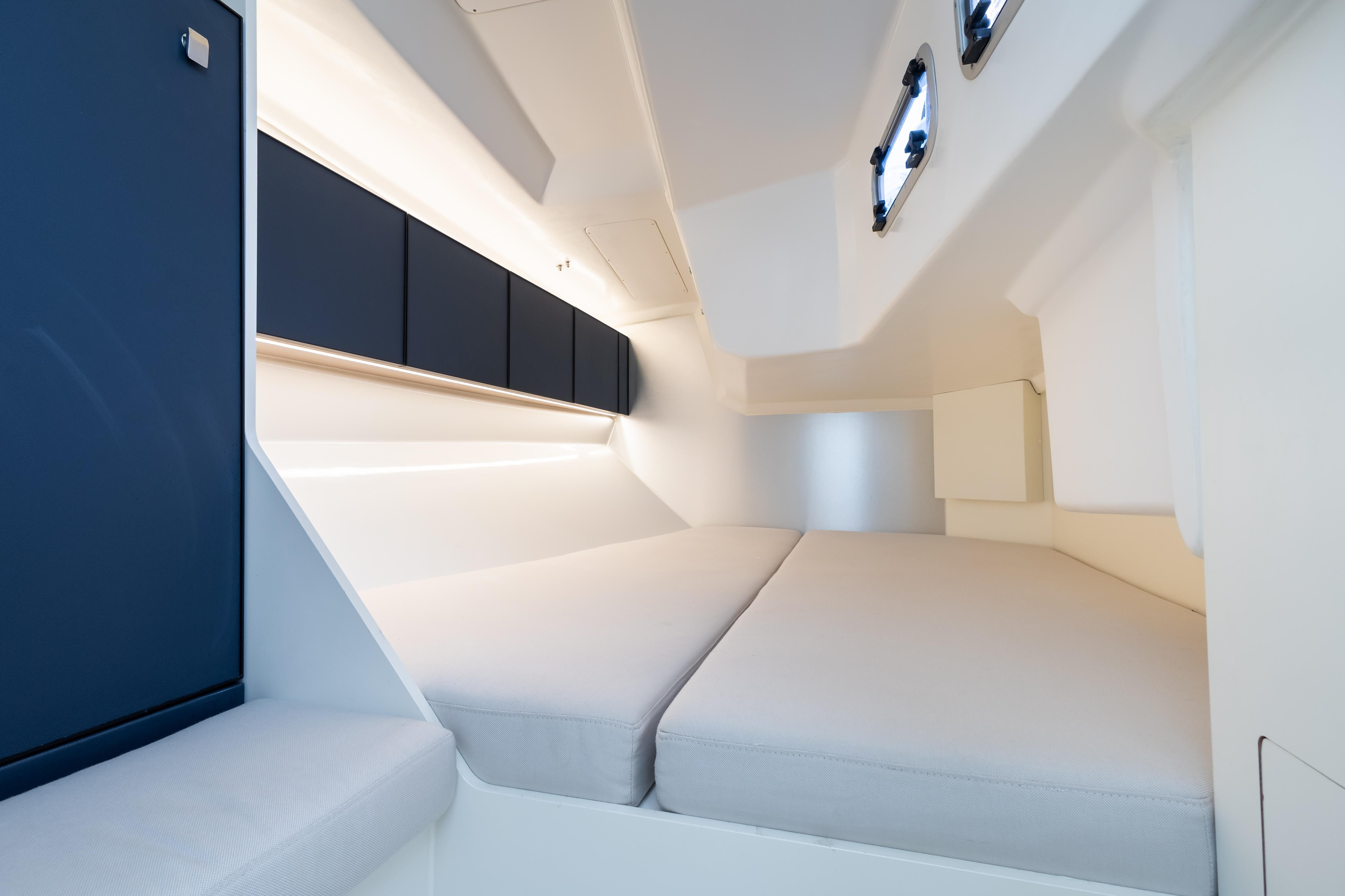 Italia Yachts 11.98 | Susano'o