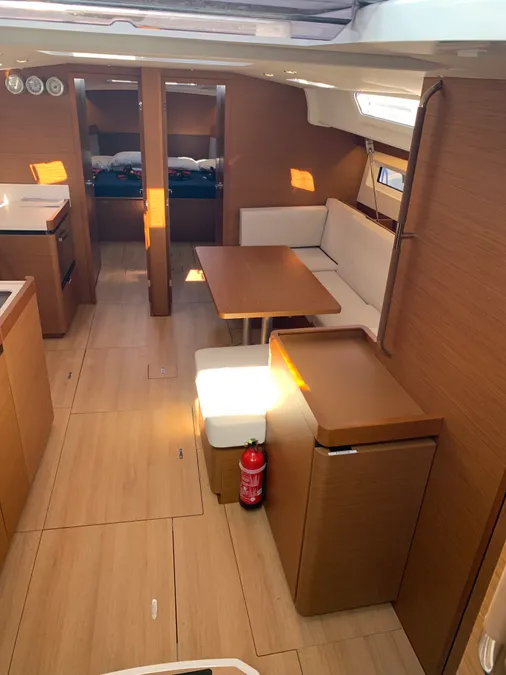 Jeanneau Sun Odyssey 490 | Vino Blanco
