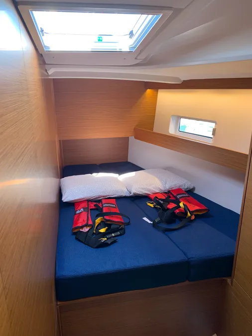 Jeanneau Sun Odyssey 490 | Vino Blanco