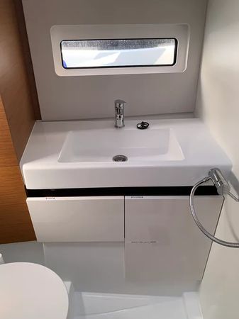 Jeanneau Sun Odyssey 490 | Vino Blanco