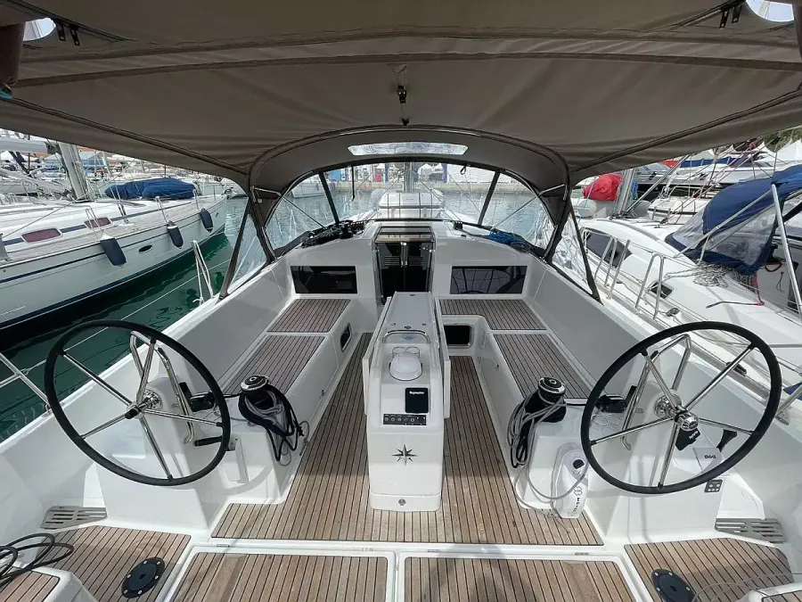 Jeanneau Sun Odyssey 440 | Amaretto