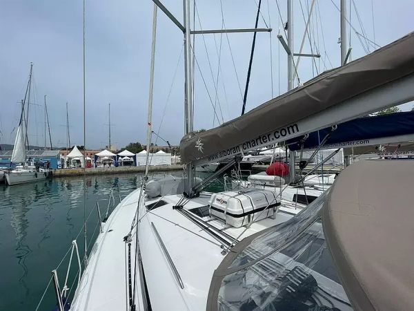 Jeanneau Sun Odyssey 440 | Amaretto