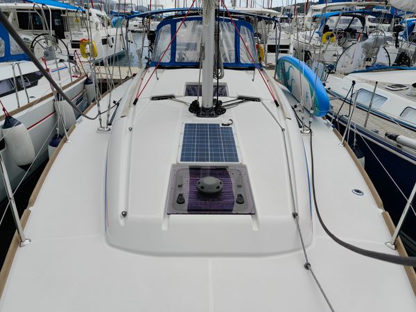 Jeanneau Sun Odyssey 389 | Islanders