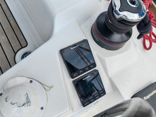 Jeanneau Sun Odyssey 389 | Islanders