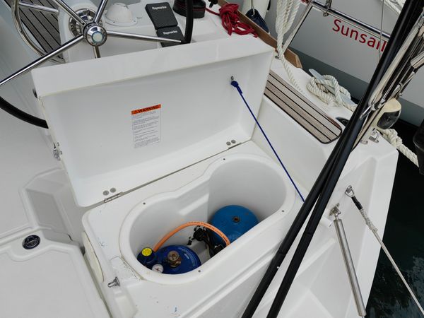 Jeanneau Sun Odyssey 389 | Islanders
