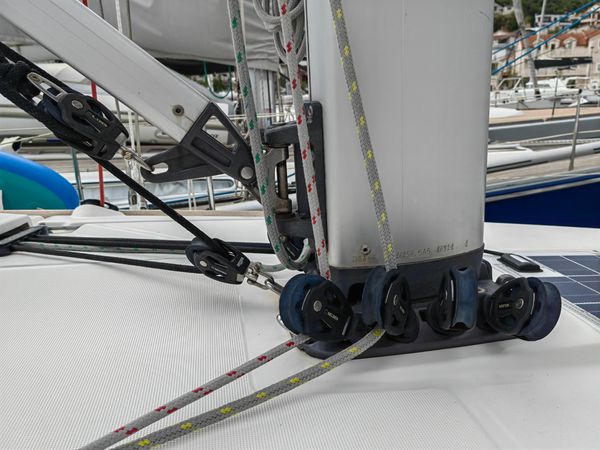 Jeanneau Sun Odyssey 389 | Islanders