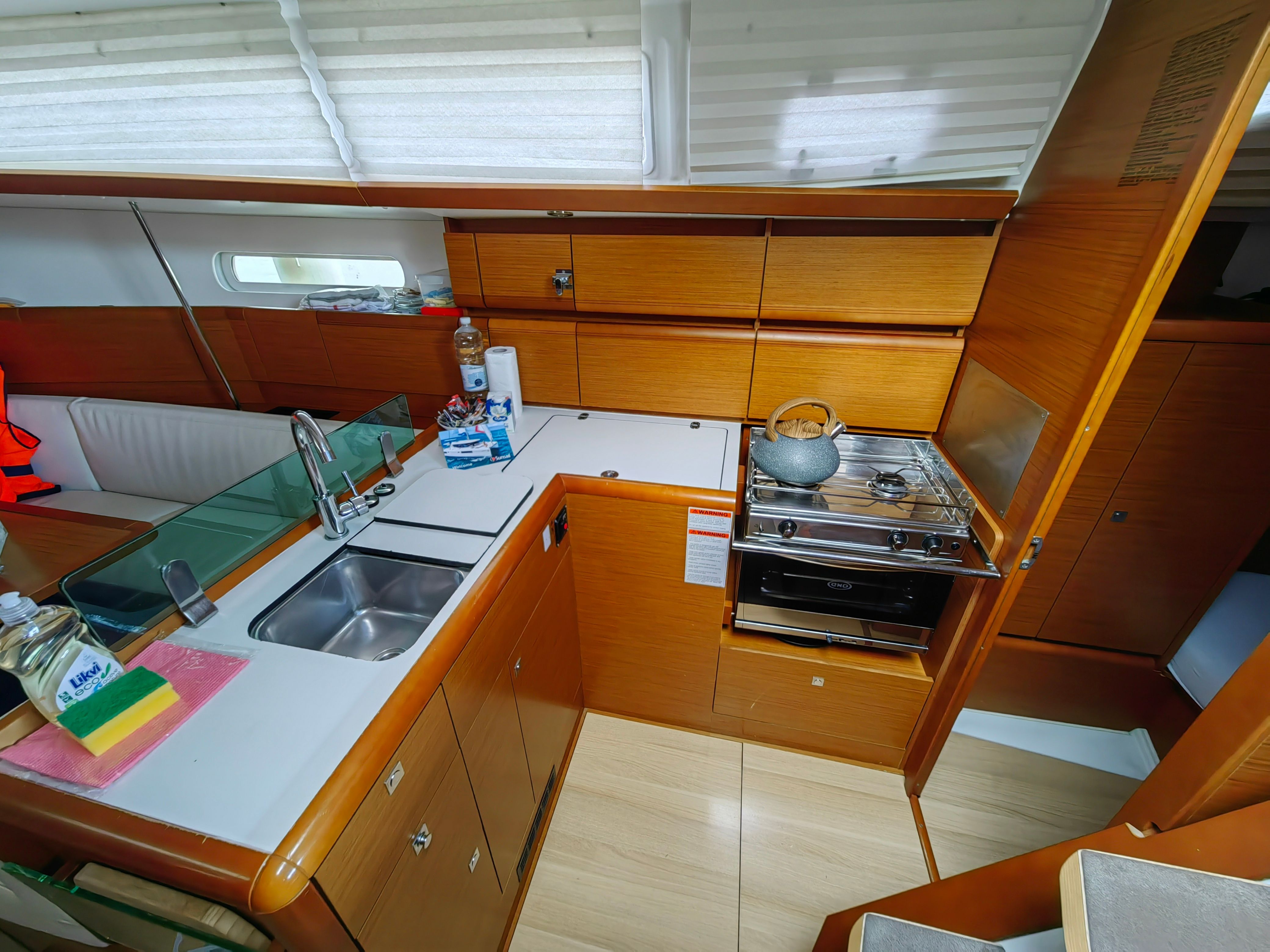 Jeanneau Sun Odyssey 389 | Islanders