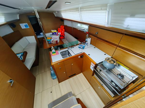Jeanneau Sun Odyssey 389 | Islanders