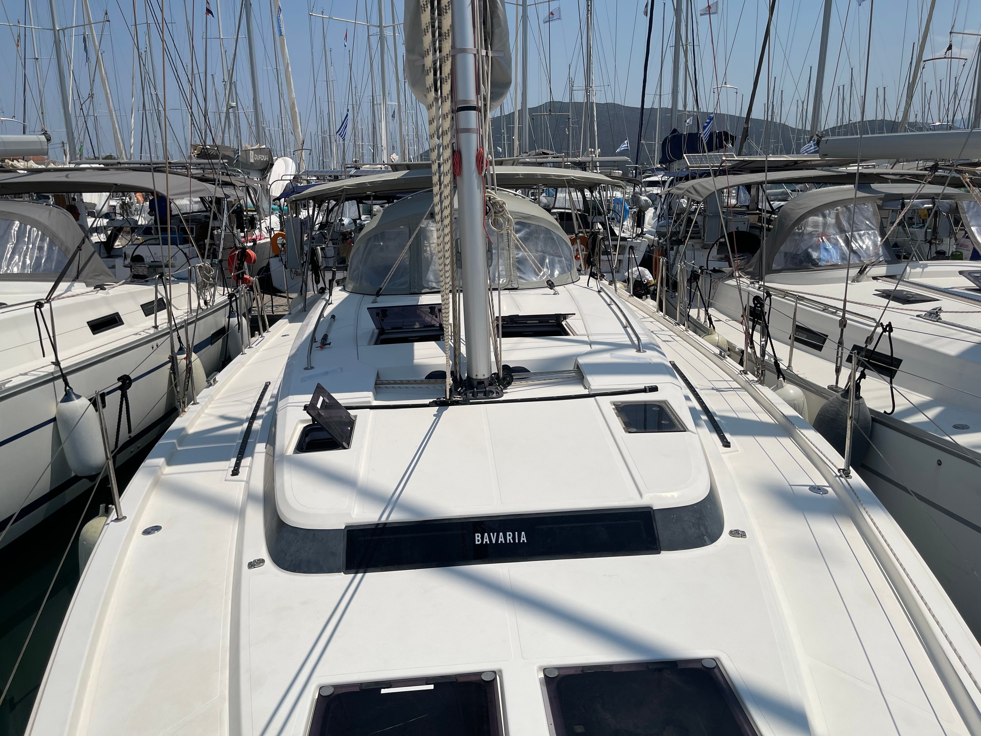 Bavaria C45 | Nutmeg