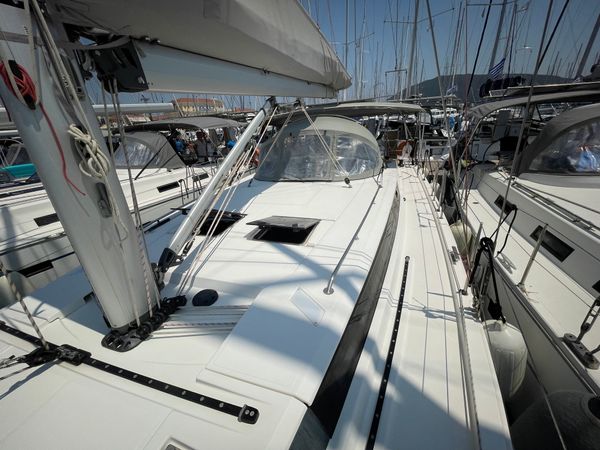 Bavaria C45 | Nutmeg