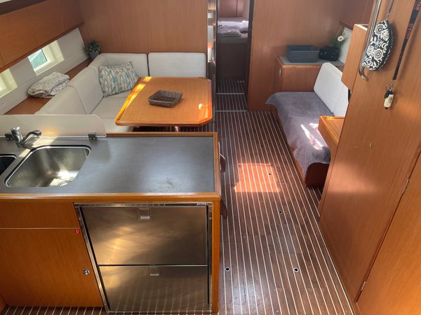 Bavaria C45 | Nutmeg