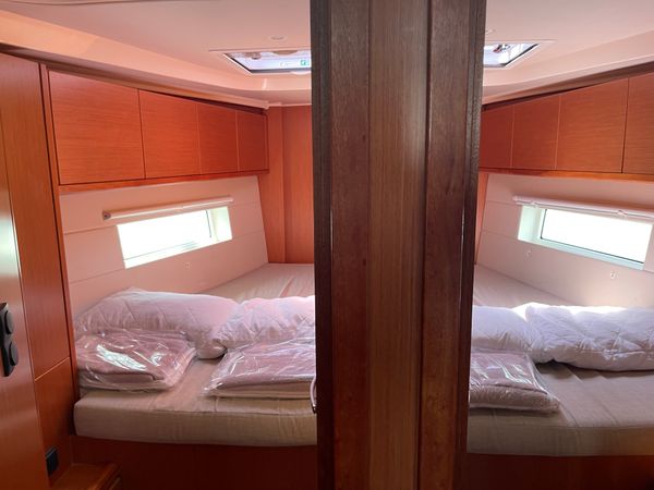 Bavaria C45 | Nutmeg