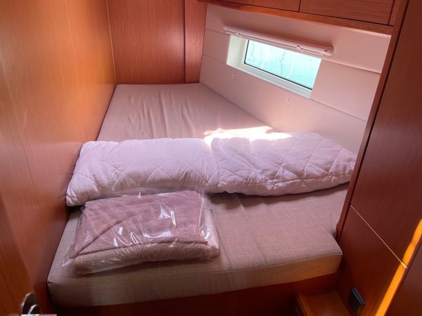 Bavaria C45 | Nutmeg