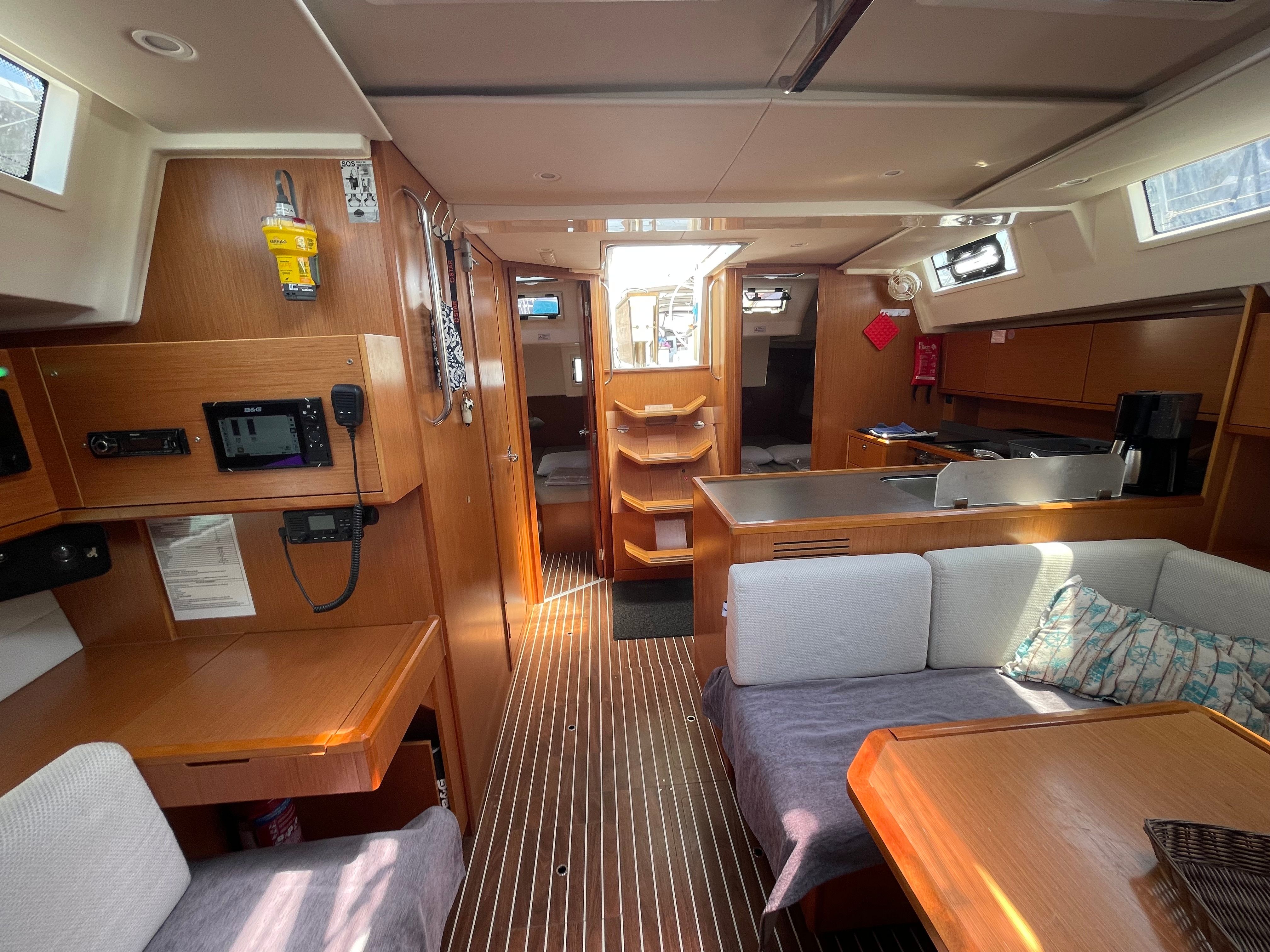 Bavaria C45 | Nutmeg