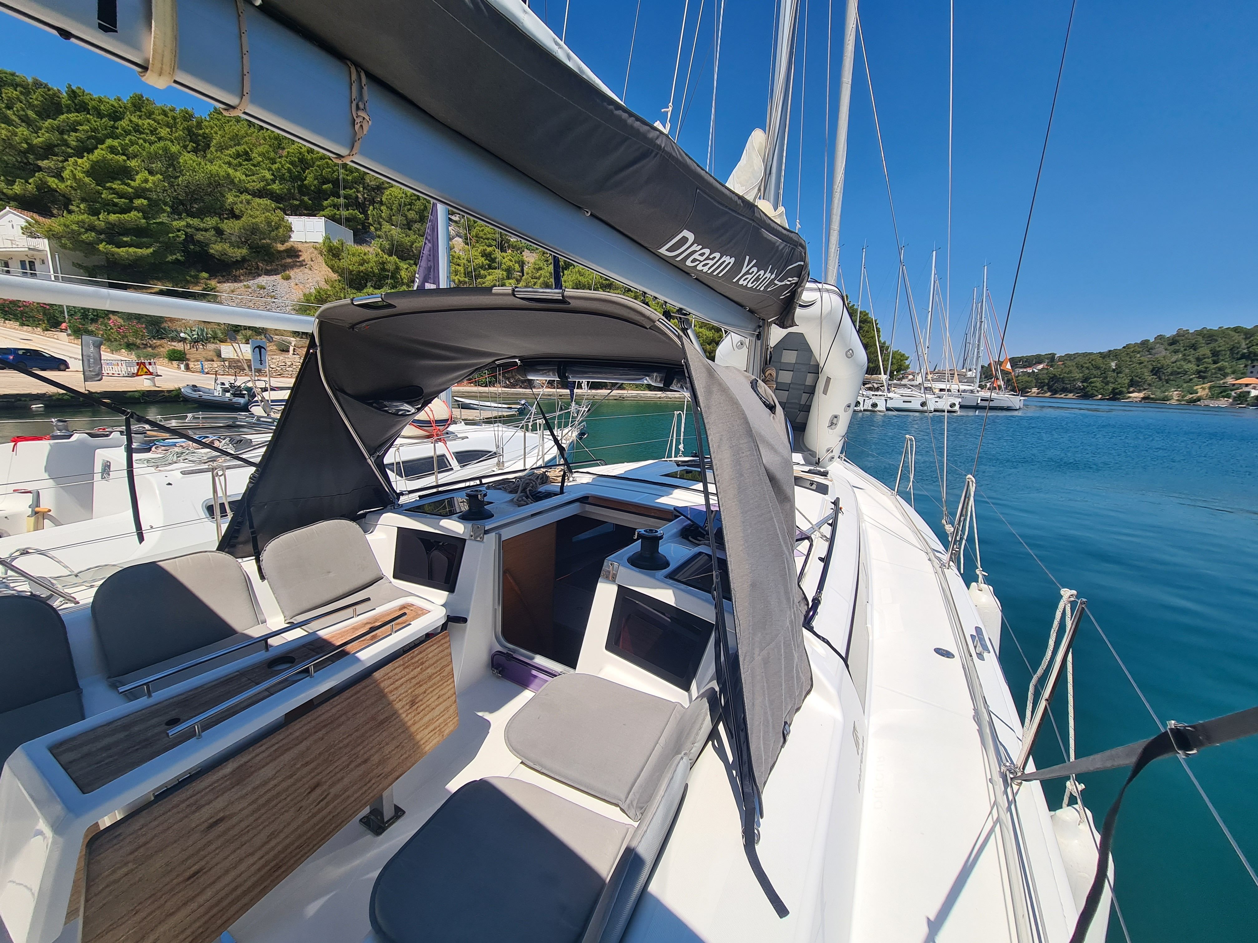 Dufour 37 | Bolero