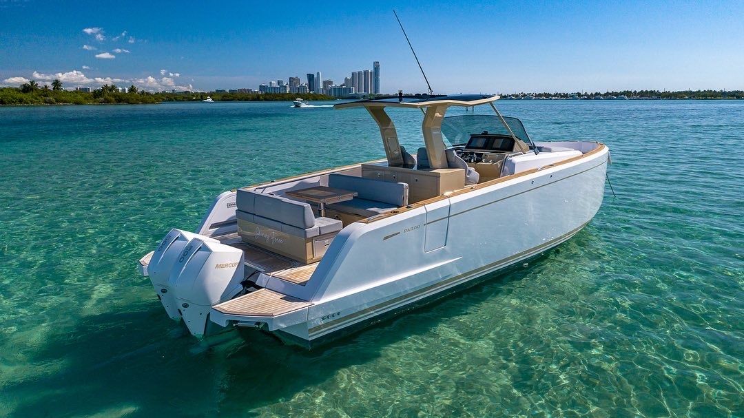 Pardo 38 | Shining Force