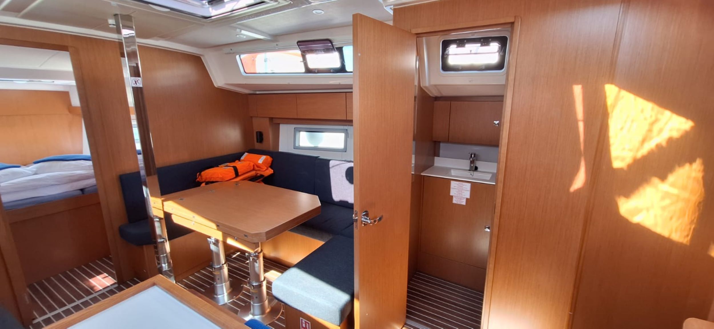 Bavaria C38 | Papagena