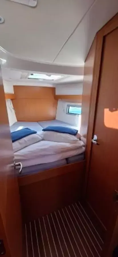 Bavaria C38 | Papagena