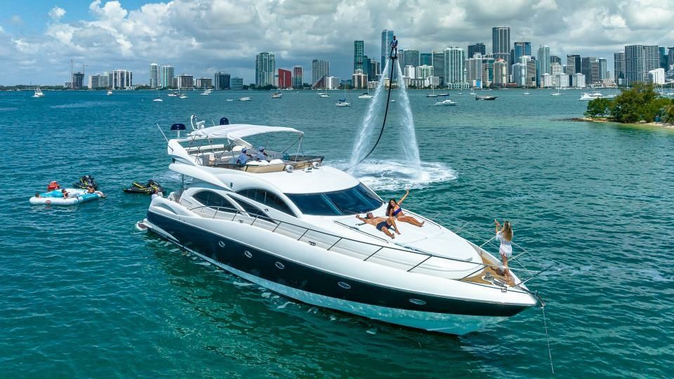 Sunseeker Manhattan 74 | Giuli