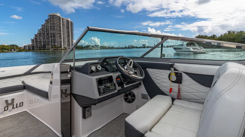 Regal 2700 | Blue Regal