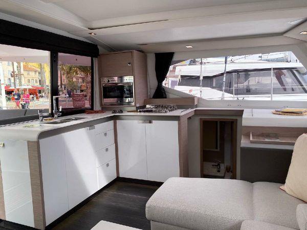 Fountaine Pajot Isla 40 | Atlant