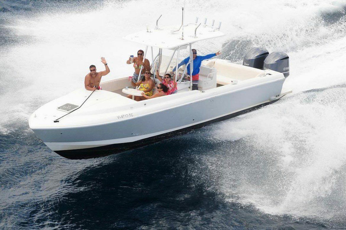 Intrepid 32 | Cruzomian