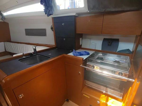 Jeanneau Sun Odyssey 349 | Reina De Oros