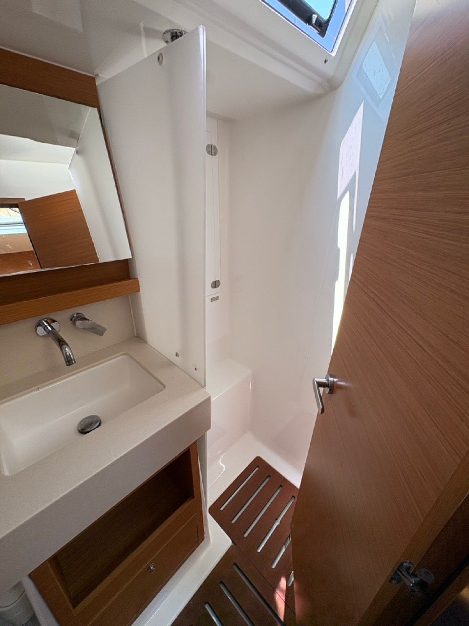 Dufour 530 | The Big Sleep