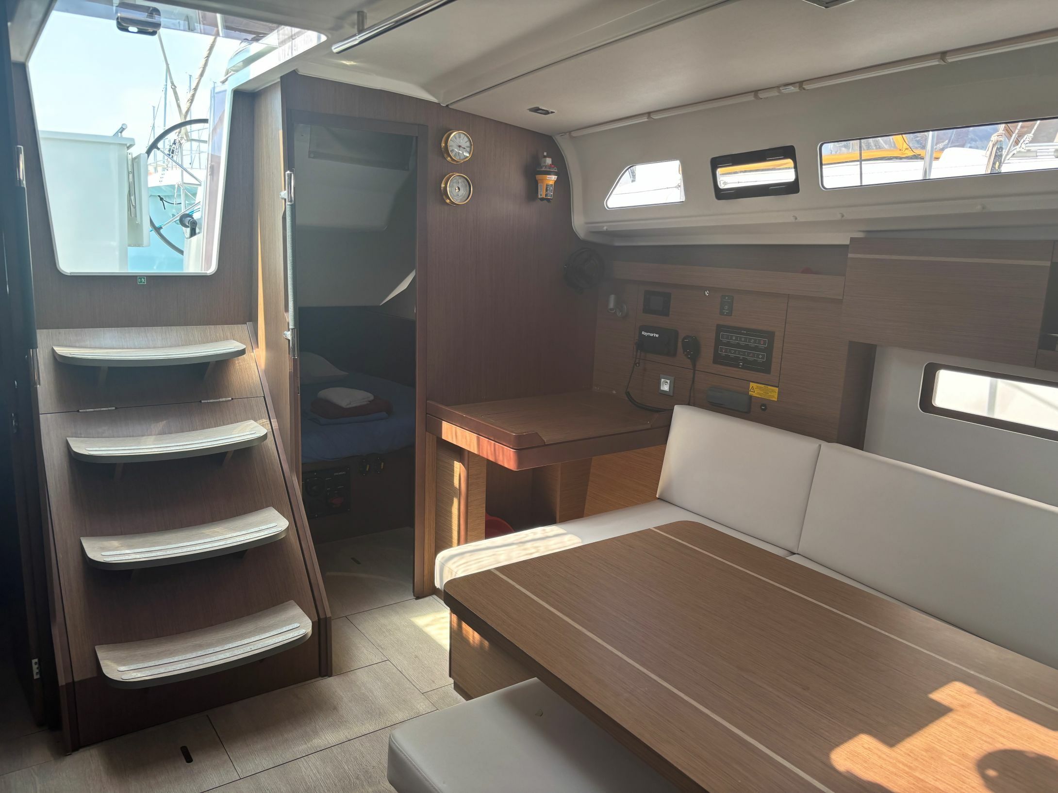 Beneteau Oceanis 40.1 | Konstantinos 4
