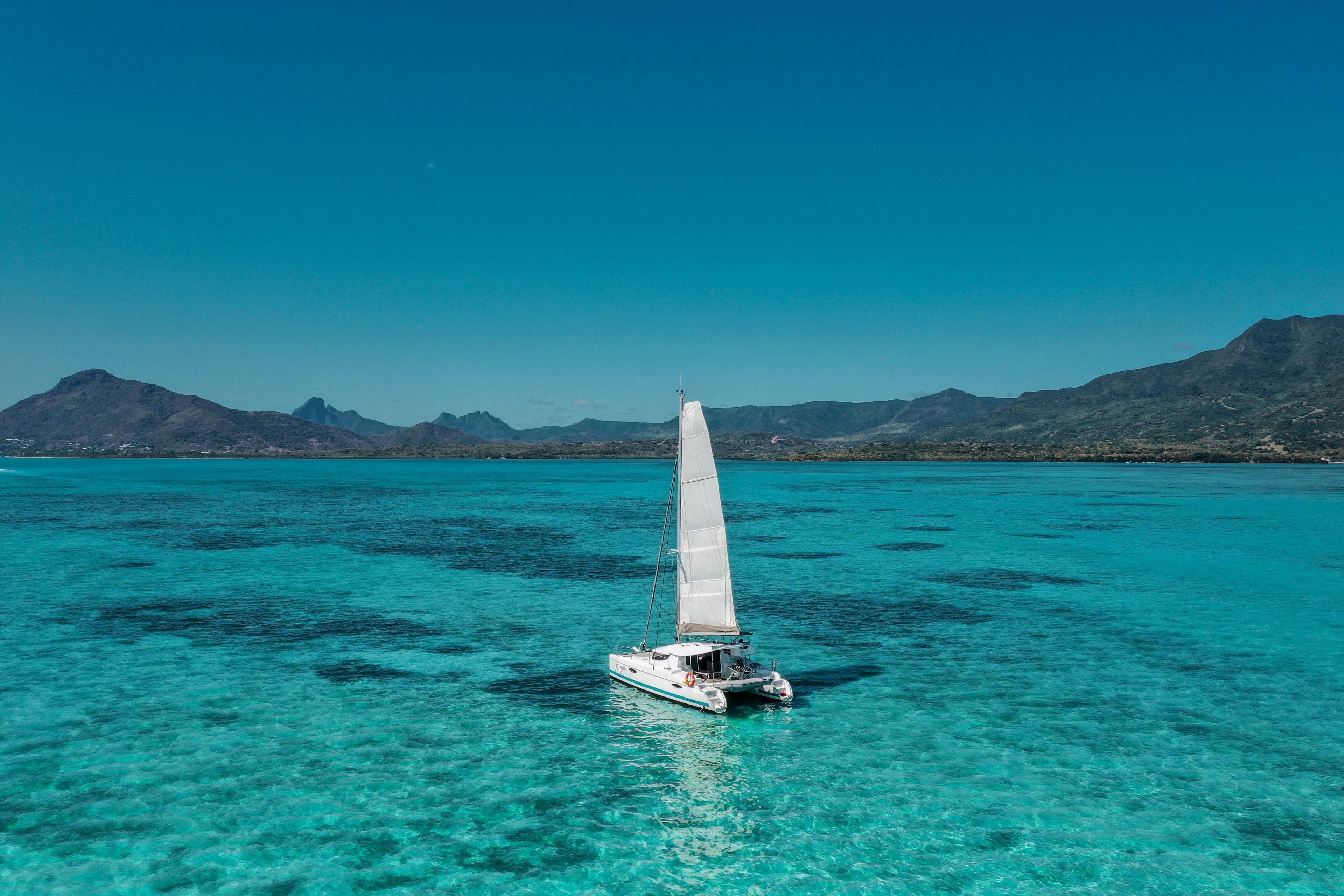 Fountaine Pajot Mahe 36 | Cest la Vie