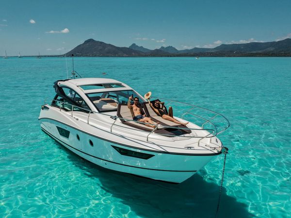 Beneteau Gran Turismo 40 | Maga Kani