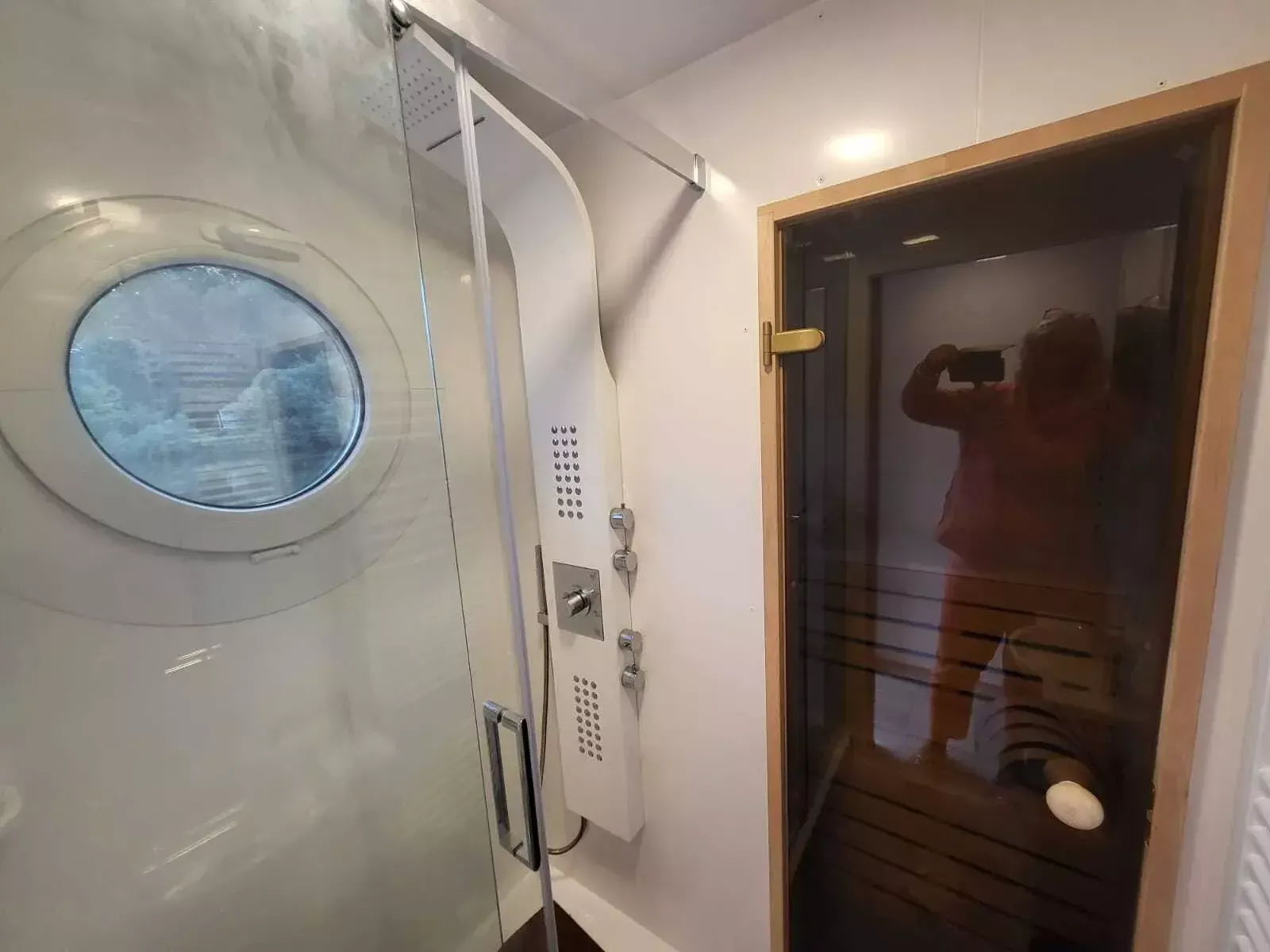 Custom Built 39 | Undine mit Sauna