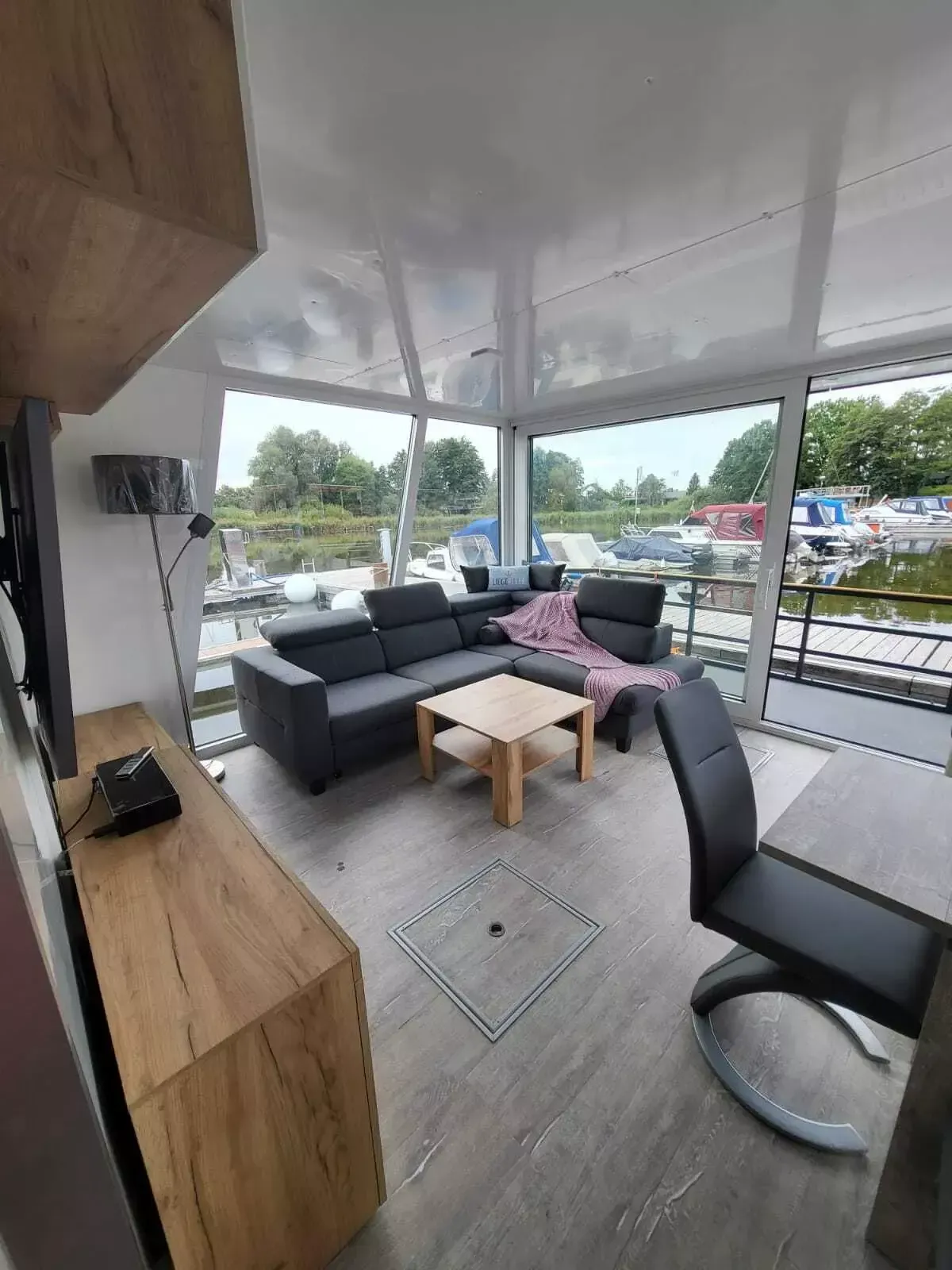 Custom Built 39 | Undine mit Sauna