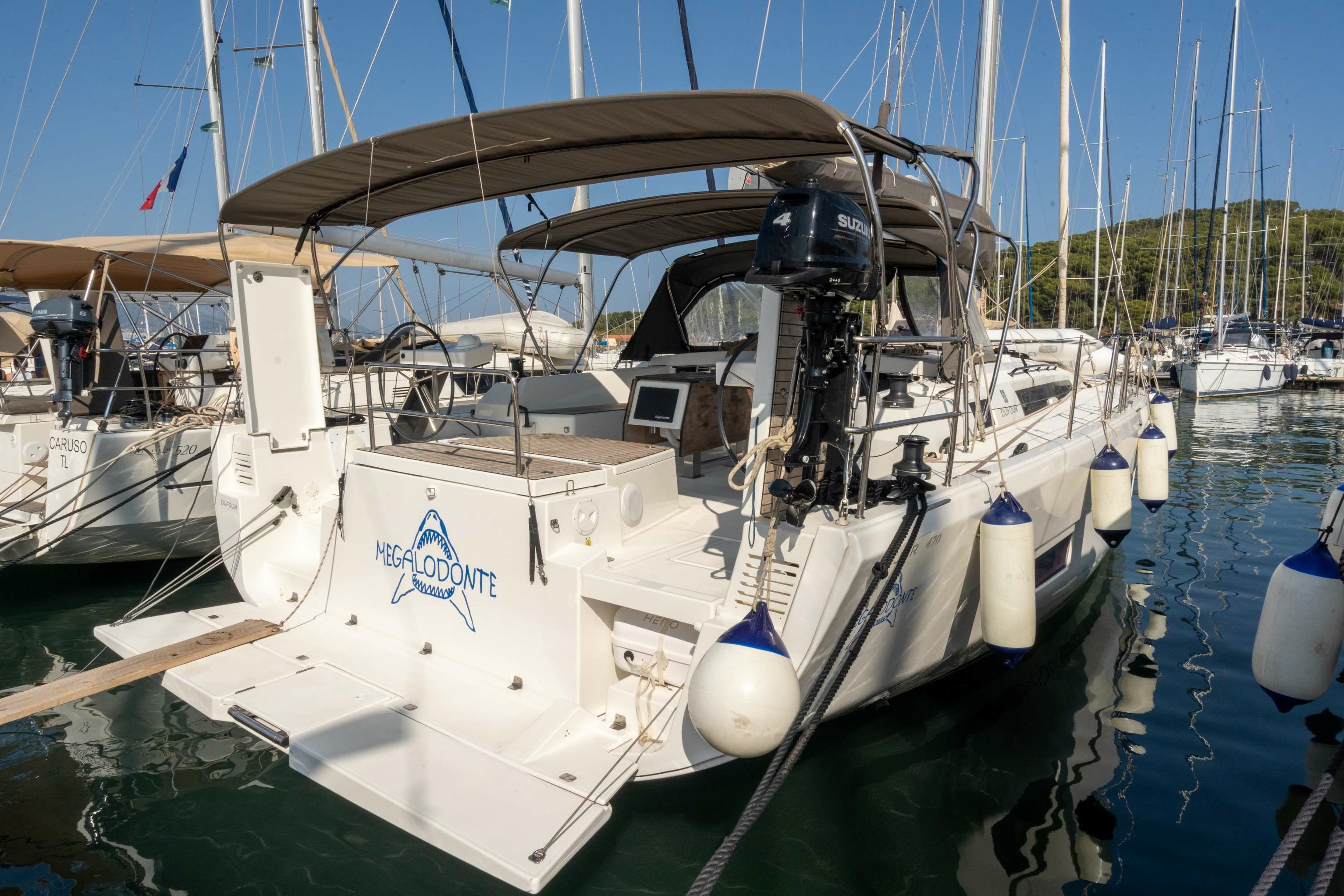 Dufour 470 | Megalodonte