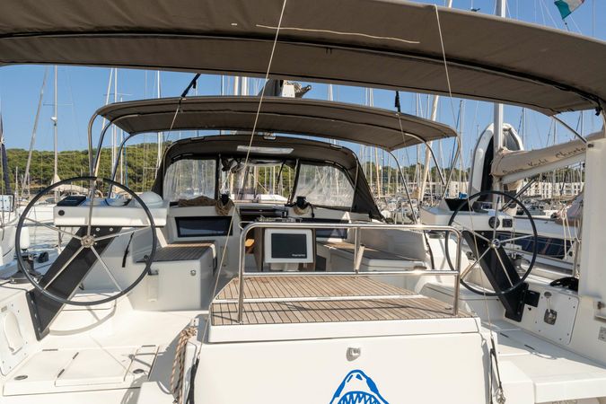 Dufour 470 | Megalodonte