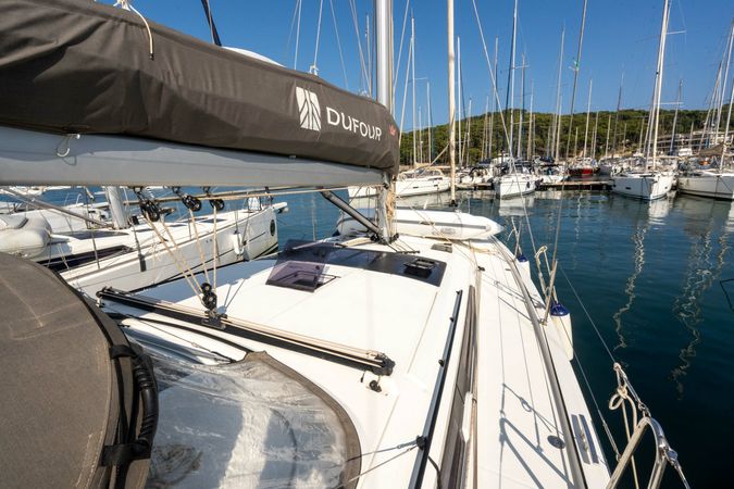 Dufour 470 | Megalodonte