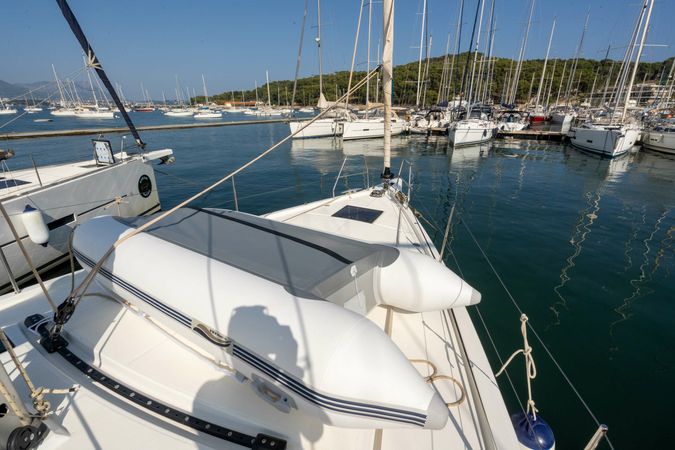 Dufour 470 | Megalodonte